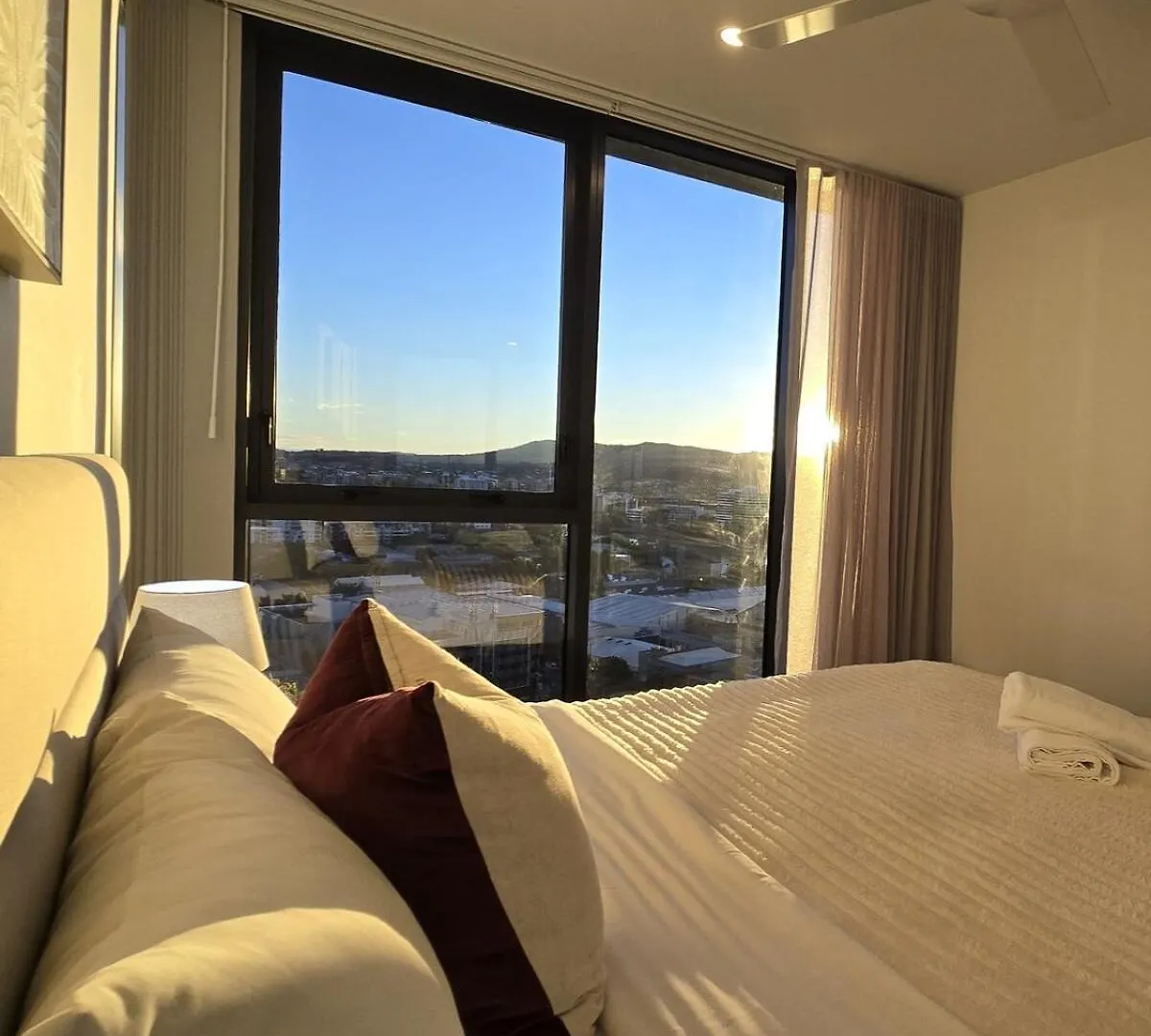 Sky-High 2Br In Cbd Spectacular Views Level 23 Apartment Brisbane